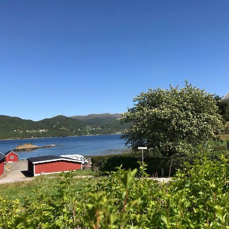 Appartamento Ola Bua Near The Atlantic Road Lyngstad Esterno foto