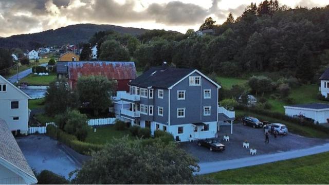 Appartamento Ola Bua Near The Atlantic Road Lyngstad Esterno foto