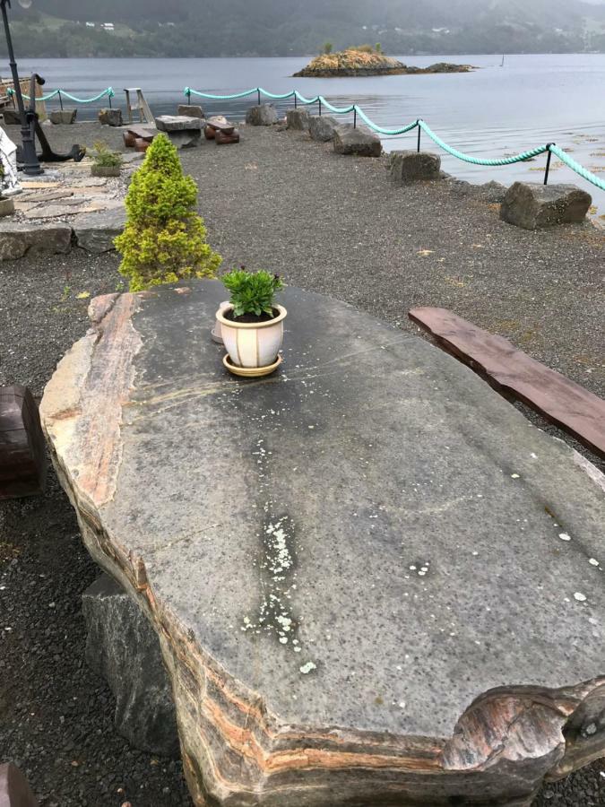 Appartamento Ola Bua Near The Atlantic Road Lyngstad Esterno foto