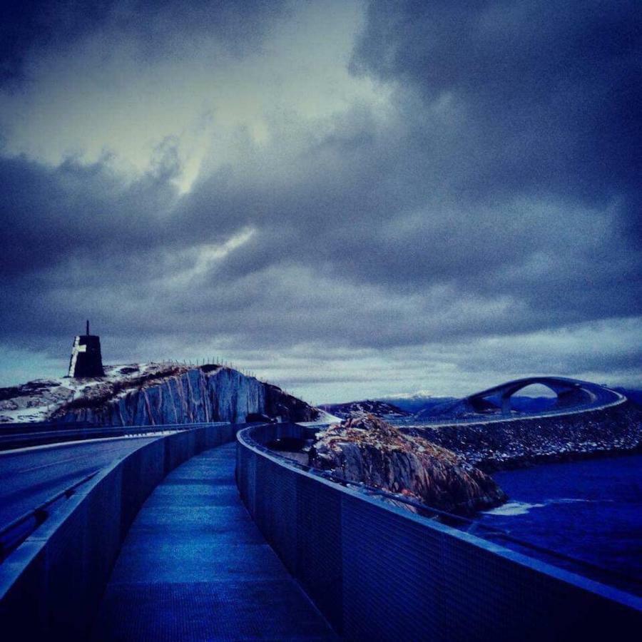 Appartamento Ola Bua Near The Atlantic Road Lyngstad Esterno foto