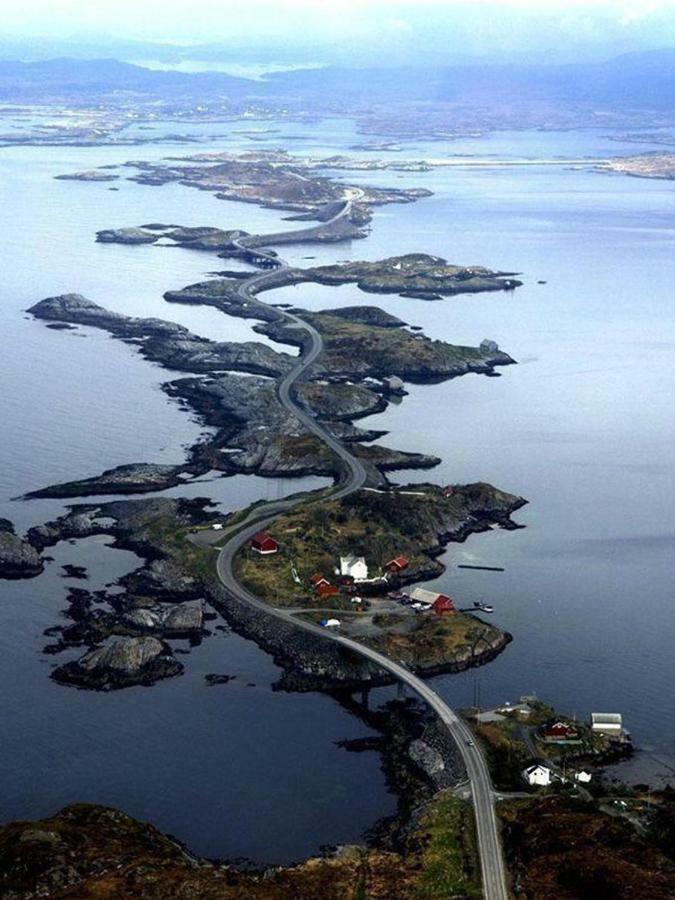 Appartamento Ola Bua Near The Atlantic Road Lyngstad Esterno foto