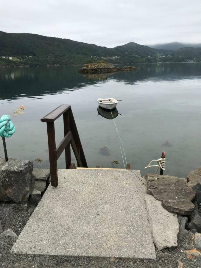 Appartamento Ola Bua Near The Atlantic Road Lyngstad Esterno foto